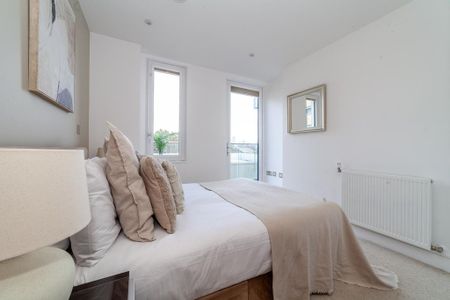 3 bedroom flat to rent - Photo 5