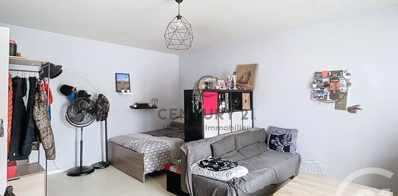 Location Appartement 1 pièce 35m² CREPY EN VALOIS 60800 - Photo 2