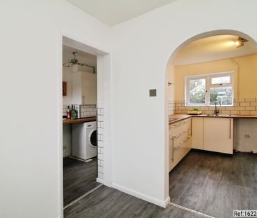 3 bed Semi-detached in Plume Avenue , Colchester, CO3 4PQ - Photo 5