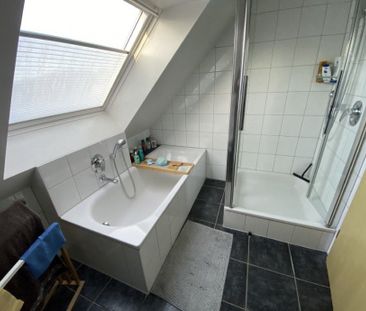 Sehr schöne Maisonette Wohnung im nördlichen Stadtbereich von Güter... - Photo 1