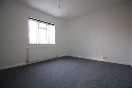 Lady Margaret Road, Southall - Photo 3