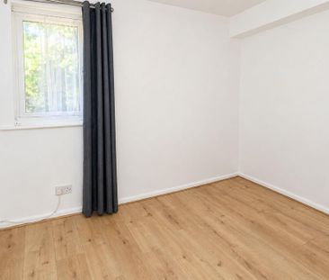 Studio to rent - Photo 6