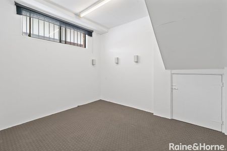 LOW MAINTENANCE LIVING - Photo 5