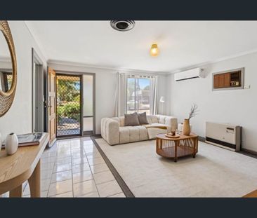 Perfect Family Home with Large Workshop in Prime Location - Photo 3