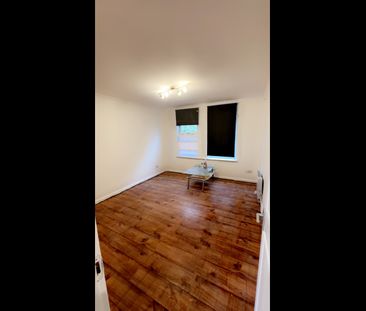 1 Bed Flat, Upton Lane, E7 - Photo 5
