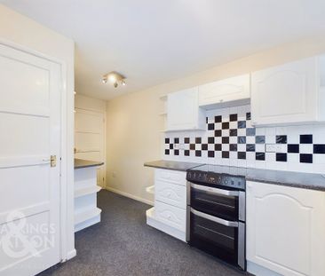 Howe Lane, Poringland, Norwich - Photo 6