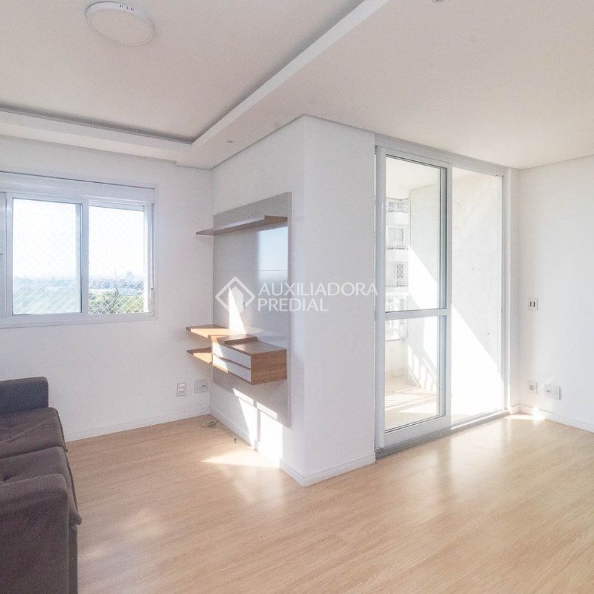 Apartamento com 2 quartos e 45m² para alugar em Farrapos, Porto Alegre. - Photo 1