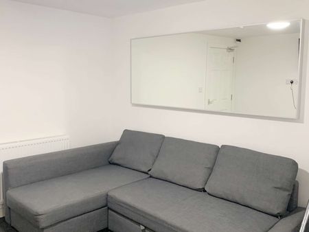 6 Bedroom Student House available in Kensington, Liverpool! Academic Year 23/24 - Photo 4