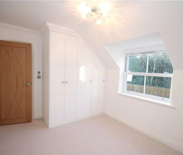 3 bedroom detached house to rent - Photo 3