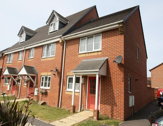 2 bedroom end of terrace house to rent - Photo 1