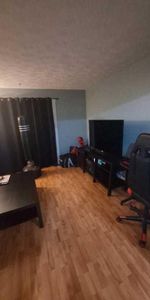 logement 3 1/2 chauffé/eau chaude - Photo 4