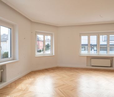 Lichtdurchflutete 5-Zimmer-Wohnung mit Terrasse und Garten in Linz ... - Foto 2