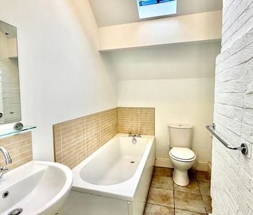 2 bedroom cottage to rent - Photo 4