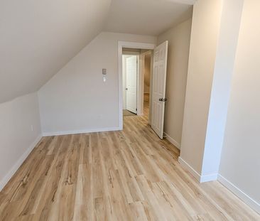 67 Seventh St, Welland - 2 Bedroom Upper Unit - Photo 1