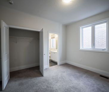 For Lease - 30 Alistair Crescent Unit# upper, Vaughan, Ontario - Photo 3