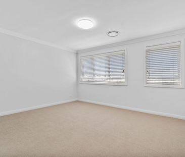 Stunning large family home - Photo 4