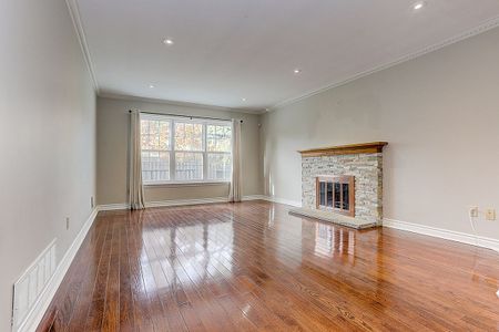 For Lease - 61 Addington Square, Markham, Ontario - Photo 5