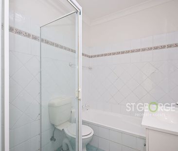 Tranquil & Private Modern Villa - Photo 5