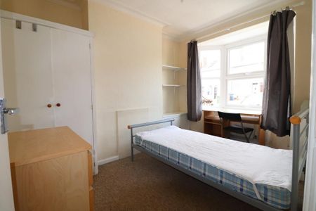 4 bedroom house share to rent - Photo 2