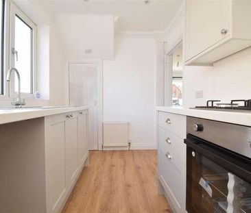 Hall Cliffe Grove, Horbury, WF4 - Photo 6