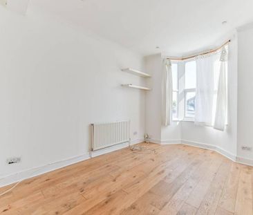 3 bedroom terraced house to rent - Photo 6