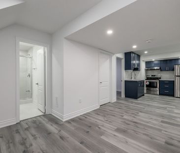 For Lease - 1 Huron Lane, Bradford West Gwillimbury, Ontario - Photo 6