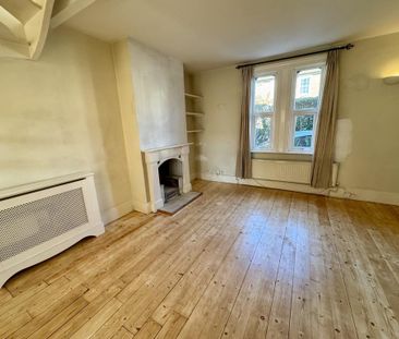 2 bedroom end of terrace house to rent - Photo 1