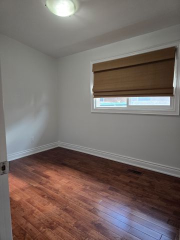 For Lease - 53 Billington Crescent Unit# Upper Portion, Toronto, Ontario - Photo 4
