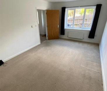 3 bedroom end of terrace house to rent - Photo 3