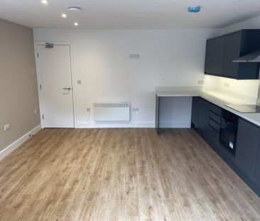 1 Bedroom Apartment To Let - Photo 4