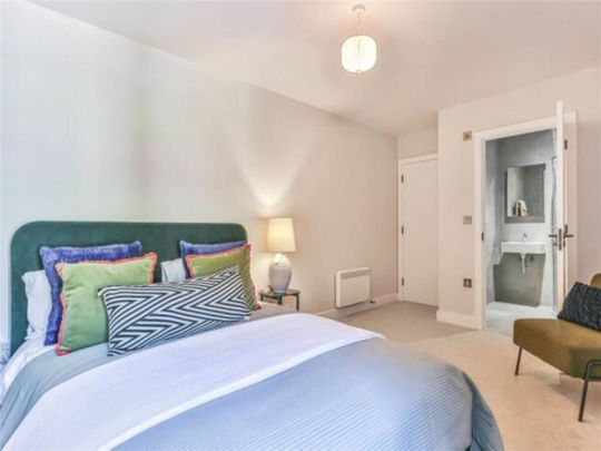 2 bed apartment to rent in Danecourt Road, Parkstone, BH14 - Photo 1