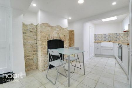 2 bedroom terraced house to rent - Photo 4
