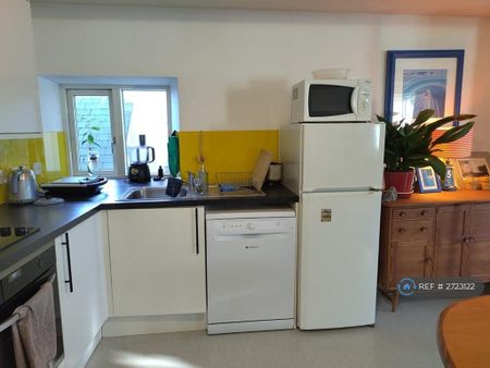2 bedroom flat to rent - Photo 5