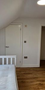 Hopton Road, Wealdstone HA3, London - Photo 4