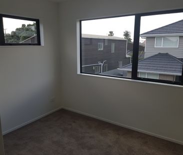 Property Management94D Bay Street, Red Beach - Townhouse for Rent - Photo 1