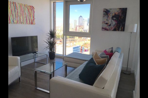 Room in a Shared Flat, Oslo Tower, SE8 - Photo 1