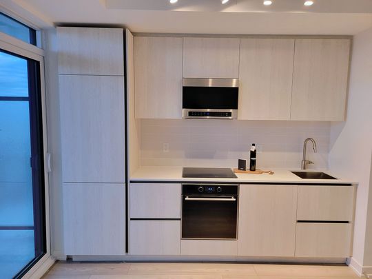 For Lease - 120 Broadway Avenue Unit# 1704, Toronto, Ontario - Photo 1