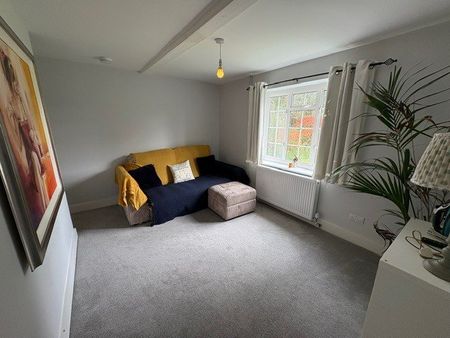 2 bedroom house to rent - Photo 2