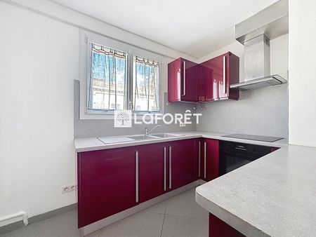 Apartment - Photo 2