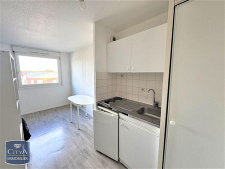 Location Appartement 1 pièce 18m² LILLE 59000 - Photo 3