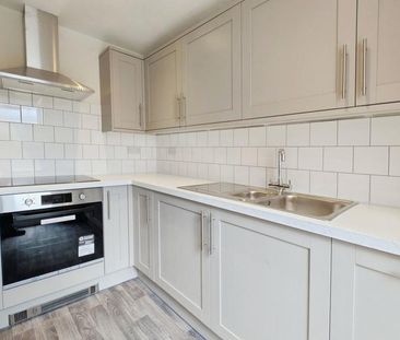 1 bedroom barn conversion to rent - Photo 1