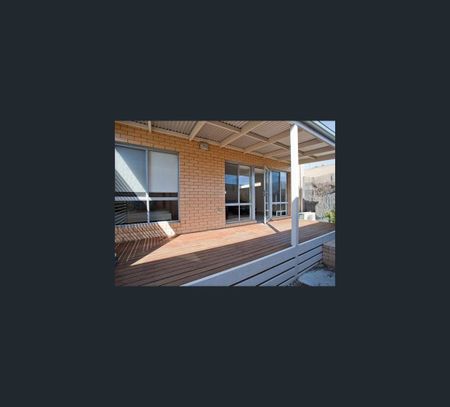 3/37 Day Street, East Bendigo, Vic 3550 - Photo 2