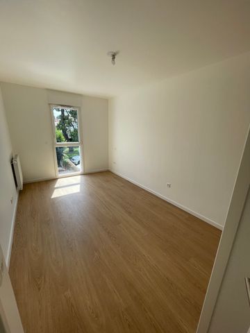 Location Appartement 3 pièces 71m² BOUCAU 64340 - Photo 4