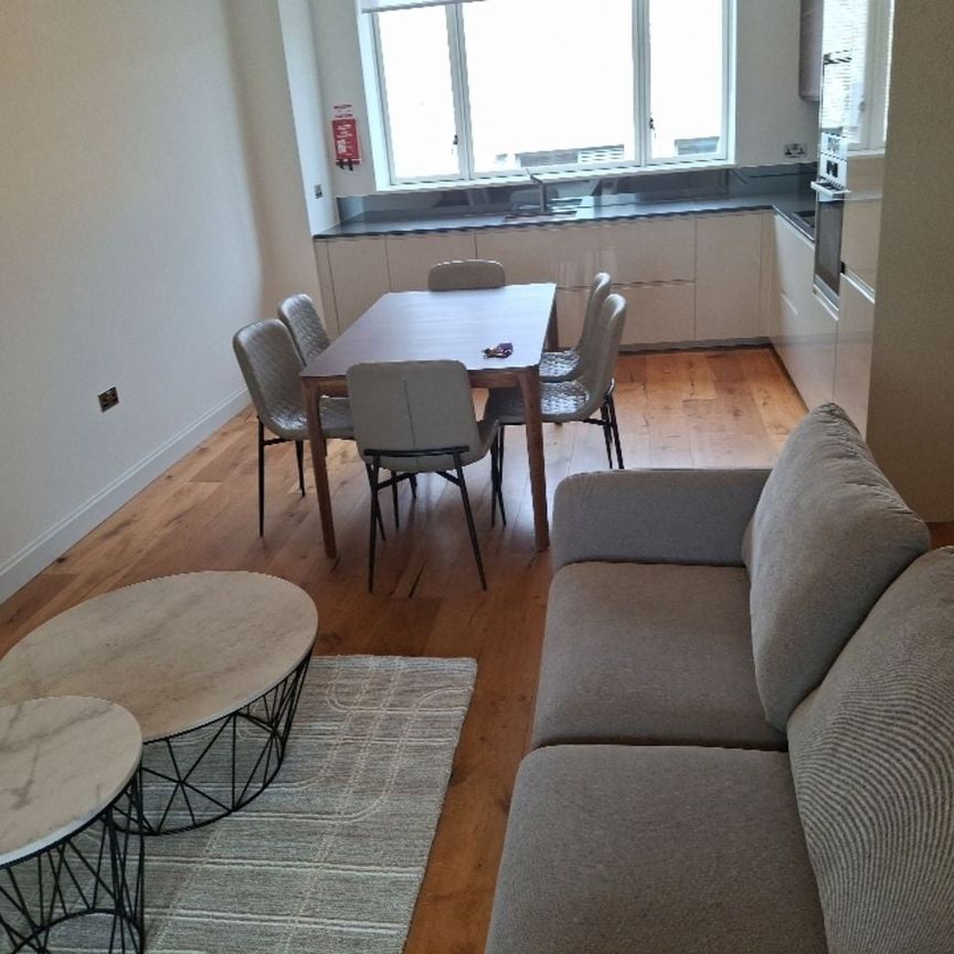 Room in a Shared Flat, Cloud St, E15 - Photo 1