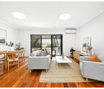 One Bedroom Entertainer's Haven with Massive Dual Level Courtyard - Photo 1