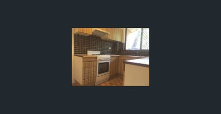 AFFORDABLE!!! Newly Renovated 1 Bedroom Apartment with Rare City Ground Floor Balcony and Reverse Cycle Air Conditioning in Convenient Location - Photo 5