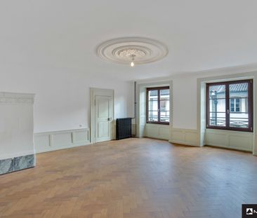 Estavayer-le-lac, à louer, maison de ville, entièrement rénovée, 210m2 - Foto 1