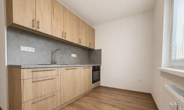 Prenájom | 2-izbový byt po rekonštrukcii v Žiline - Fotografia 1