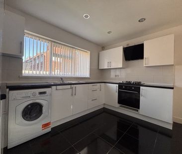 Evesham Crescent, WS3, Property for rent - Photo 1