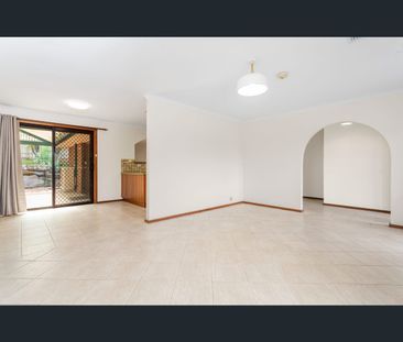 9 Sylvaner Ct, Reynella East, SA 5161 - Photo 4